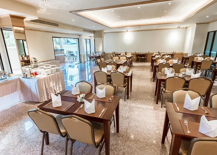 Airport Beach Hotel Phuket - Sha Extra Plus